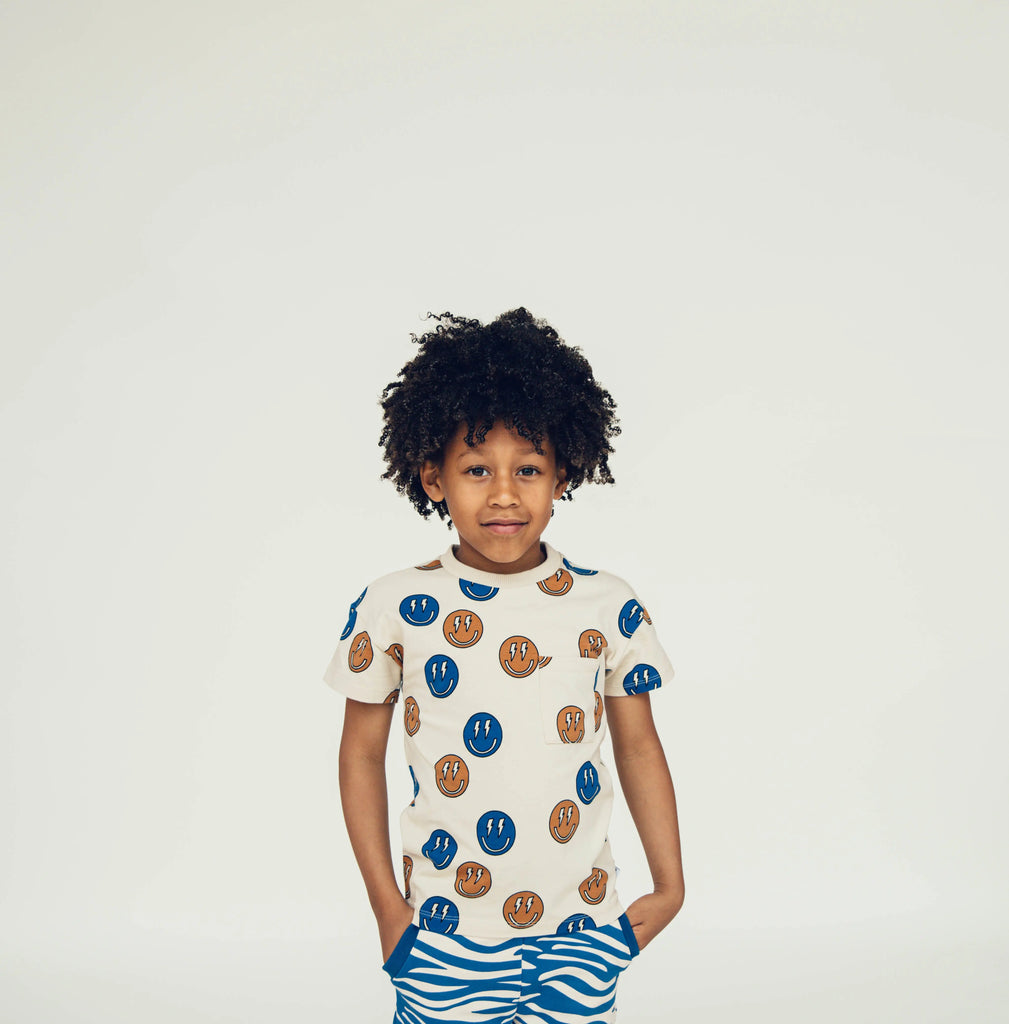 T-Shirt met borstzakje "Smileys" CARLIJNQ CarlijnQ